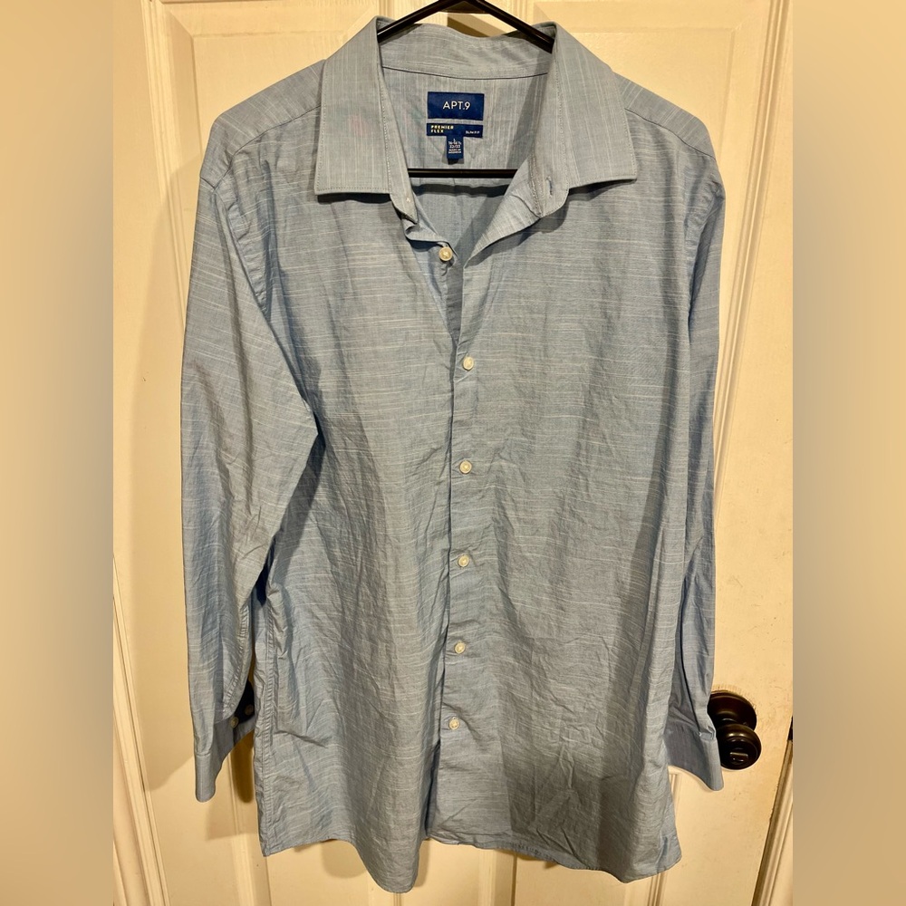 Button-Up Shirts - Picture 3 of 4